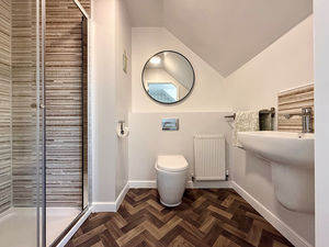 Photo 27- click for photo gallery